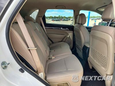 Zdjęcie 11 z 13 samochodu: 2015 KIA SORENTO LX VIN:5XYKT3A62FG646602 - miniatura