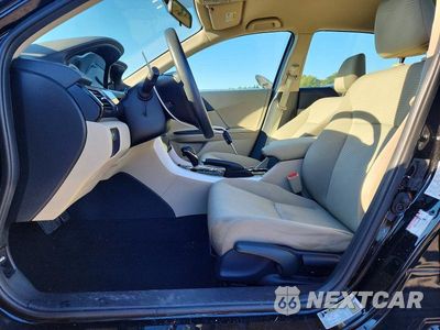 Zdjęcie 7 z 12 samochodu: 2017 HONDA ACCORD LX VIN:1HGCR2F35HA190854 - miniatura