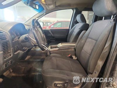 Zdjęcie 7 z 12 samochodu: 2011 NISSAN TITAN SV VIN:1N6BA0CC3BN316507 - miniatura