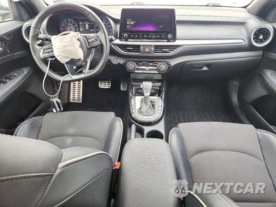 Zdjęcie 8 z 13 samochodu: 2023 KIA FORTE GT LINE VIN:3KPF54AD7PE592020 - miniatura