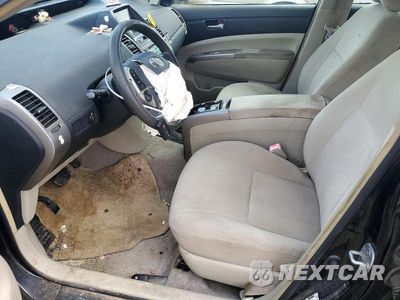 Zdjęcie 7 z 13 samochodu: 2006 TOYOTA PRIUS BASE VIN:JTDKB20UX63157625 - miniatura