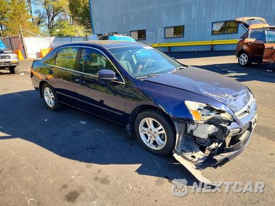 Czwarte zdjęcie samochodu z boku: 2006 HONDA ACCORD SE VIN:1HGCM56366A030995 - miniatura