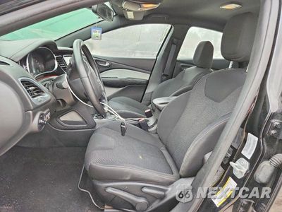Zdjęcie 7 z 13 samochodu: 2016 DODGE DART SXT VIN:1C3CDFBB2GD682518 - miniatura