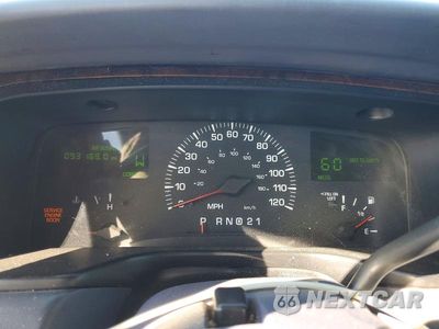 Zdjęcie 9 z 12 samochodu: 2000 LINCOLN TOWN CAR SIGNATURE VIN:1LNHM82W9YY852895 - miniatura