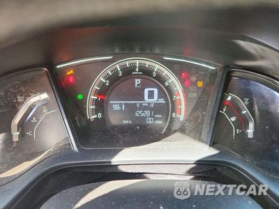 Zdjęcie 9 z 12 samochodu: 2017 HONDA CIVIC LX VIN:2HGFC2F54HH540279 - miniatura