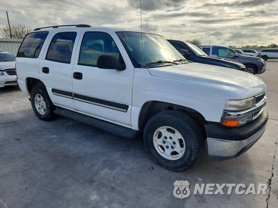 Czwarte zdjęcie samochodu z boku: 2004 CHEVROLET TAHOE C1500 VIN:1GNEC13V64R259966 - miniatura