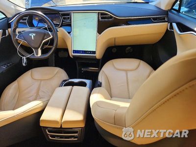 Zdjęcie 8 z 12 samochodu: 2015 TESLA MODEL S VIN:5YJSA1E18FF105165 - miniatura