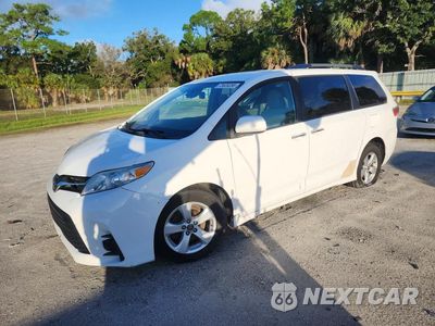2019 TOYOTA SIENNA LE 5TDKZ3DC8KS998919 - główne zdjęcie licytacji z USA - miniatura