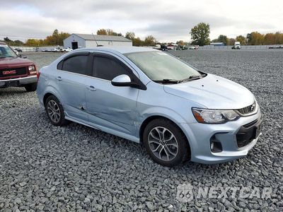Czwarte zdjęcie samochodu z boku: 2018 CHEVROLET SONIC LT VIN:1G1JD5SH6J4118890 - miniatura