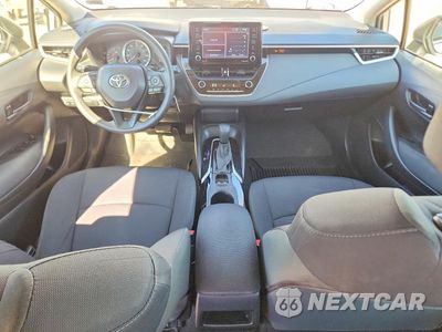 Zdjęcie 8 z 12 samochodu: 2022 TOYOTA COROLLA LE VIN:JTDEPMAE3NJ213934 - miniatura