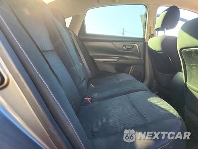 Zdjęcie 10 z 12 samochodu: 2017 NISSAN ALTIMA 2.5 SV VIN:1N4AL3AP7HC286860 - miniatura