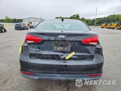 Zdjęcie 6 z 12 samochodu: 2018 KIA FORTE LX VIN:3KPFK4A79JE232273 - miniatura