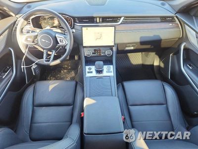 Zdjęcie 8 z 12 samochodu: 2025 JAGUAR F-PACE R-DYNAMIC S VIN:SADCT2EX7SA749000 - miniatura