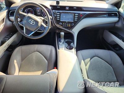 Zdjęcie 8 z 12 samochodu: 2020 TOYOTA CAMRY LE VIN:4T1C11AK1LU303846 - miniatura