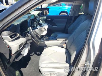 Zdjęcie 7 z 13 samochodu: 2020 TOYOTA HIGHLANDER XLE VIN:5TDGZRAHXLS512718 - miniatura