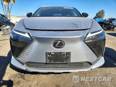 Piąte zdjęcie samochodu w środku: 2023 LEXUS RZ 450E VIN:JTJAAAABXPA018949 - miniatura