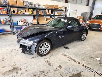 2005 BMW Z4 2.5 4USBT33575LS55768 - główne zdjęcie licytacji z USA - miniatura
