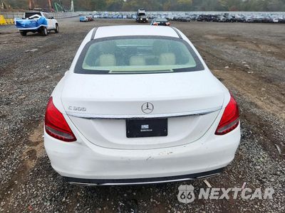 Zdjęcie 6 z 12 samochodu: 2018 MERCEDES-BENZ C 300 VIN:55SWF4JB3JU274214 - miniatura