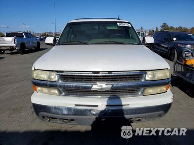 Piąte zdjęcie samochodu w środku: 2003 CHEVROLET SUBURBAN C1500 VIN:3GNEC16T63G199440 - miniatura