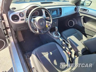 Zdjęcie 8 z 12 samochodu: 2016 VOLKSWAGEN BEETLE S/SE VIN:3VW517ATXGM805318 - miniatura