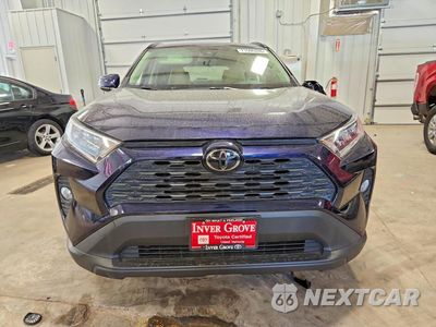 Piąte zdjęcie samochodu w środku: 2019 TOYOTA RAV4 XLE PREMIUM VIN:JTMA1RFV9KD024365 - miniatura
