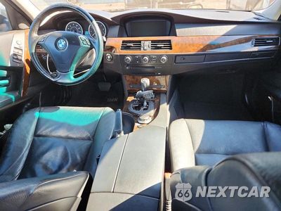 Zdjęcie 8 z 12 samochodu: 2006 BMW 530 XI VIN:WBANF73596CU19022 - miniatura
