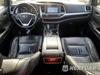 Zdjęcie 8 z 13 samochodu: 2018 TOYOTA HIGHLANDER HYBRID XLE VIN:5TDJGRFH4JS046284 - miniatura