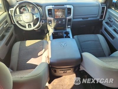 Zdjęcie 8 z 12 samochodu: 2015 RAM 1500 SLT VIN:1C6RR6LT8FS675590 - miniatura