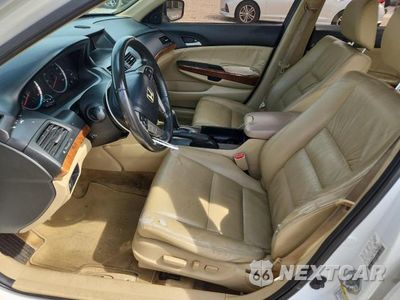 Zdjęcie 7 z 12 samochodu: 2012 HONDA ACCORD EXL VIN:1HGCP3F88CA024697 - miniatura