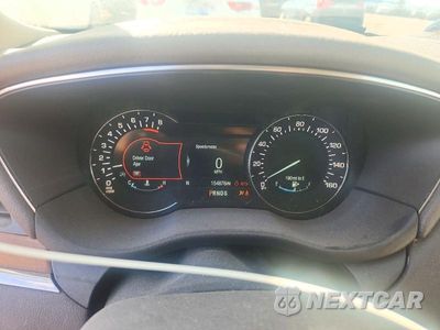 Zdjęcie 9 z 13 samochodu: 2017 LINCOLN MKC SELECT VIN:5LMCJ2C98HUL16761 - miniatura