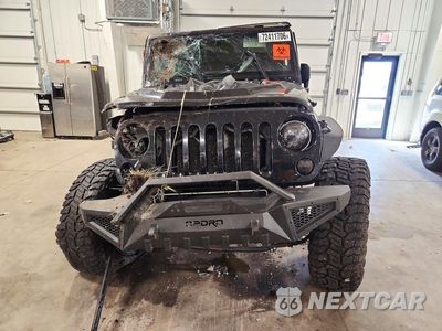 Piąte zdjęcie samochodu w środku: 2010 JEEP WRANGLER UNLIMITED SAHARA VIN:1J4BA5H11AL147633 - miniatura