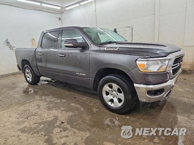Czwarte zdjęcie samochodu z boku: 2019 RAM 1500 BIG HORN/LONE STAR VIN:1C6RRFFG2KN909441 - miniatura