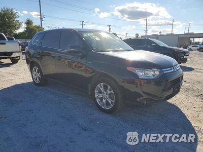 Czwarte zdjęcie samochodu z boku: 2014 MITSUBISHI OUTLANDER GT VIN:JA4JZ4AXXEZ005586 - miniatura