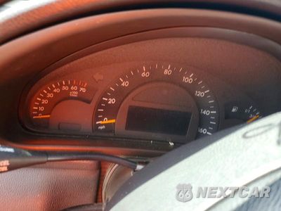 Zdjęcie 9 z 12 samochodu: 2004 MERCEDES-BENZ C 240 VIN:WDBRF61J24A593469 - miniatura