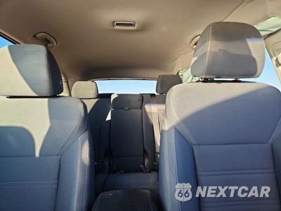 Zdjęcie 10 z 13 samochodu: 2019 KIA SORENTO LX VIN:5XYPG4A37KG508330 - miniatura