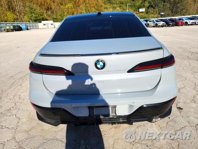 Zdjęcie 6 z 12 samochodu: 2024 BMW 740 XI VIN:WBA33EH01RCR05796 - miniatura