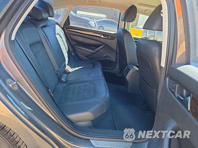 Zdjęcie 10 z 12 samochodu: 2015 VOLKSWAGEN PASSAT SEL VIN:1VWCT7A31FC027251 - miniatura