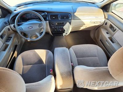 Zdjęcie 8 z 12 samochodu: 2001 FORD TAURUS SES VIN:1FAFP55U11A181366 - miniatura