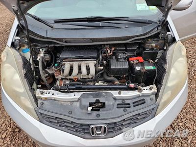 Zdjęcie 11 z 12 samochodu: 2013 HONDA FIT SPORT VIN:JHMGE8H54DC029809 - miniatura