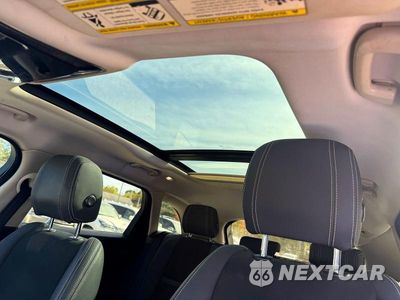 Zdjęcie 11 z 12 samochodu: 2019 LAND ROVER RANGE ROVER VELAR VIN:SALYA2EX2KA217265 - miniatura