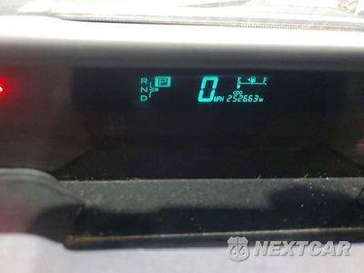 Zdjęcie 9 z 12 samochodu: 2008 TOYOTA PRIUS BASE VIN:JTDKB20U287767868 - miniatura