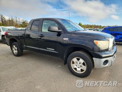 Czwarte zdjęcie samochodu z boku: 2008 TOYOTA TUNDRA SR5 VIN:5TBBV54168S508310 - miniatura