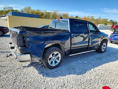 Trzecie zdjęcie samochodu z tyłu: 2019 RAM 1500 BIG HORN/LONE STAR VIN:1C6SRFFT4KN678606 - miniatura