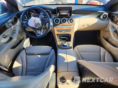 Zdjęcie 8 z 12 samochodu: 2018 MERCEDES-BENZ C 300 VIN:55SWF4JB8JU279148 - miniatura