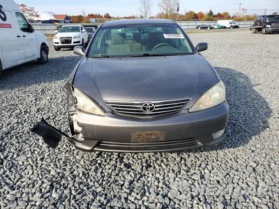 Piąte zdjęcie samochodu w środku: 2005 TOYOTA CAMRY XLE VIN:4T1BE30K55U626362 - miniatura