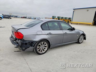 Trzecie zdjęcie samochodu z tyłu: 2011 BMW 3 SERIES VIN:WBAPH7G55BNM57049 - miniatura