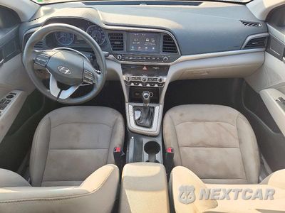 Zdjęcie 8 z 12 samochodu: 2020 HYUNDAI ELANTRA SEL VIN:5NPD84LF6LH551803 - miniatura