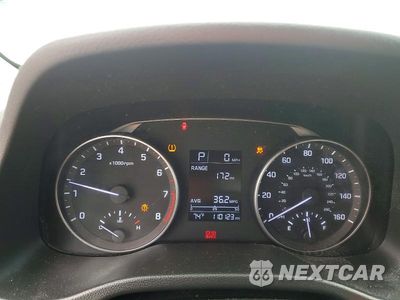 Zdjęcie 9 z 12 samochodu: 2017 HYUNDAI ELANTRA SE VIN:5NPD84LF1HH001920 - miniatura