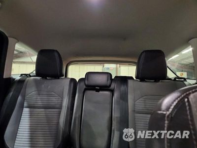 Zdjęcie 10 z 13 samochodu: 2019 FORD ESCAPE SE VIN:1FMCU9GD1KUB30469 - miniatura