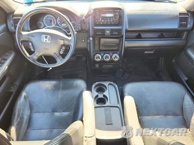Zdjęcie 8 z 13 samochodu: 2005 HONDA CR-V SE VIN:JHLRD78905C060070 - miniatura